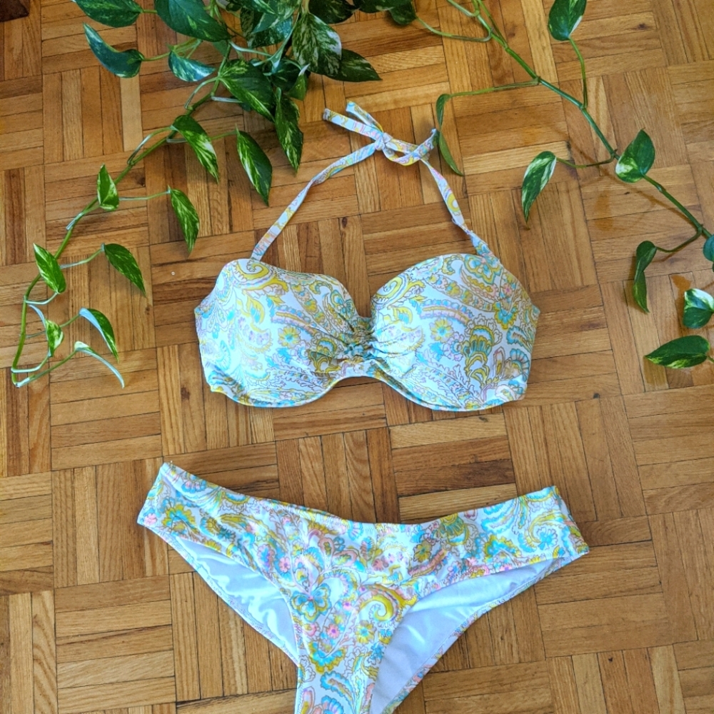 Victoria Secret Gold Bandeau Bikini - Picture 4 of 11